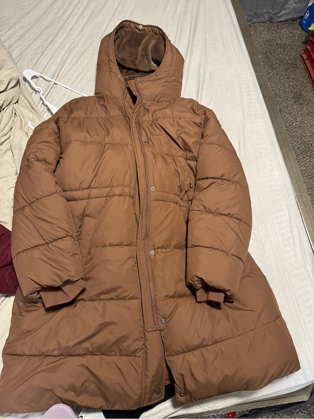 Hollister Chestnut Brown Hooded Puffer Coat